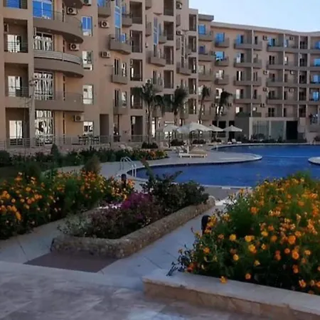 Camus 343, Princess Resort